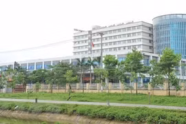 Eight more cases of COVID-19 recorded at Hanoi-based hospital