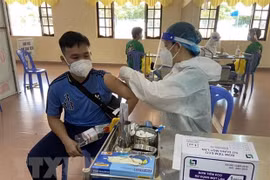 Deputy PM urges southern localities to accelerate COVID-19 vaccination