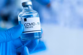 Vietnam plans to inoculate children aged 5-11 against COVID-19
