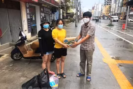 Vietnam keeps close watch on Vietnamese community situation in Cambodia