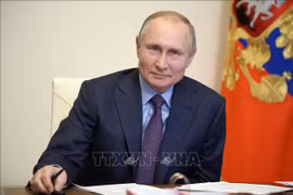 Russia’s friendship order conferred on Vietnamese diplomat, military officials