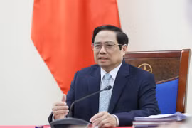 PM calls on COVAX to quickly provide COVID-19 vaccines for Vietnam