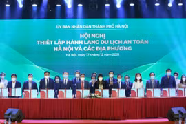Conference connects tourism safely between Hanoi and other localities