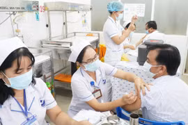 Labour Confederation proposes prioritising workers in COVID-19 vaccinations