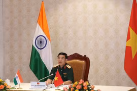 Defence minister holds telephone talks with Indian counterpart