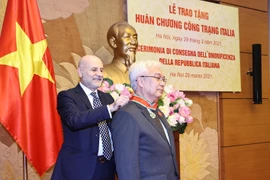 Vietnamese official honoured with Italy’s Order of Merit