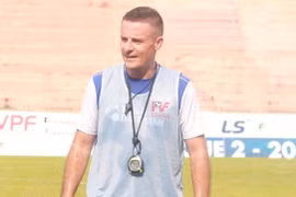 Vietnamese football has new fitness coach