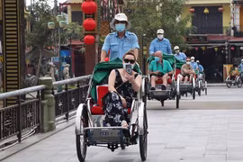 Foreign tourist arrivals to Vietnam up 42.4 percent in November