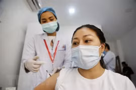 Cambodia announces vaccinations for foreigners