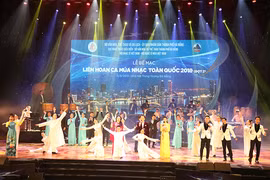 Songwriting contest launched to promote images of Vietnam