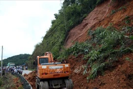 Early disaster warning system discussed 