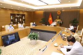 Bac Giang, Bac Ninh asked to control COVID-19 spread at industrial zones