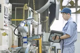 Universal Robots advises Vietnam’s manufacturers to deploy cobots