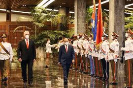 President Nguyen Xuan Phuc welcomed in Cuba