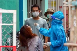Da Nang aims to give at least one COVID-19 shot to all over-18 residents in September