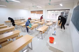 More than 30 localities keep school closures, exams to be flexible