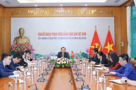 Vietnam always treasures strategic partnership with Singapore: Party official