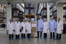 Russian company presents COVID-19 treatment drug to Vietnam