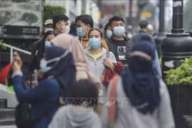 Indonesian President calls on people to prepare to live with COVID-19