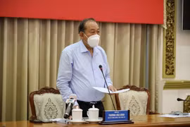  HCM City urged to exert every effort to control pandemic by August