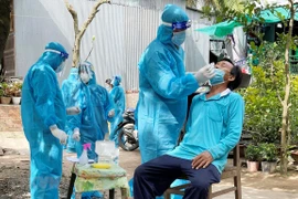 Vietnamese businesses in UK support pandemic fight in home country 