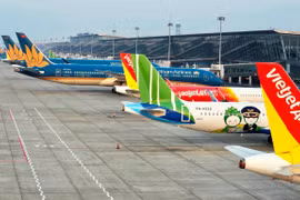 CAAV proposes halting flights between localities applying social distancing 
