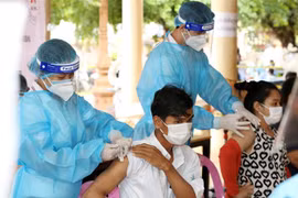 COVID-19: Cambodia finishes nearly 50 percent of vaccination target