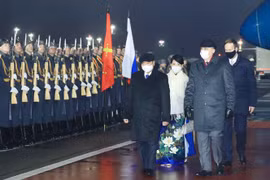 President Nguyen Xuan Phuc arrives in Moscow, beginning official visit to Russia
