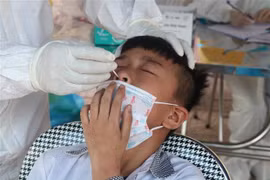 Vietnam records additional 102 cases of COVID-19