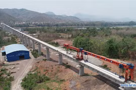 China-Laos railway to reduce time transporting goods from Laos to EU