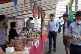 First outdoor Vietnamese cuisine festival held in Paris