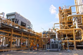 Ca Mau Gas-Power-Fertilizer Complex marks 10th anniversary