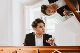 Deputy Foreign Minister congratulates Vietnamese finalist at int’l piano contest