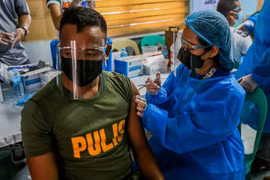 Laos, Philippines move to accelerate COVID-19 vaccination