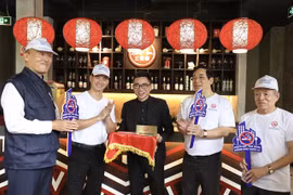 Health ministry, WHO launch campaign on smoke-free restaurants and hotels in Hanoi