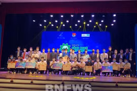 HUST wins big at Canon Student Chie-Tech 2021