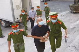 Court asks for further investigation in land-use violation case involving HCM City's former leader 