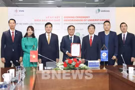 EVN, Sembcorp Industries sign MoU on electricity cooperation