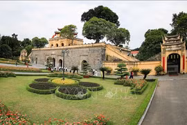 Hanoi seeks ways to lure more visitors