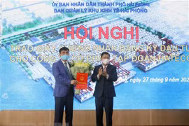 Hai Phong grants investment certificate to terminal construction project