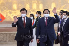Vietnamese, Lao leaders agree on cooperation orientations