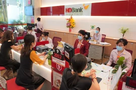 HDBank raises working capital, earmarks credit package for customers hit by COVID-19