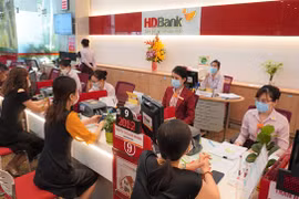HDBank raises working capital, earmarks credit package for customers hit by COVID-19
