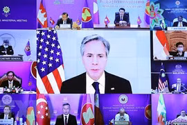 Malaysian Foreign Minister urges ensuring peace, stability in East Sea 