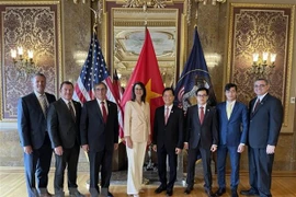 Ambassador’s visit strengthens Vietnam’s ties with US state