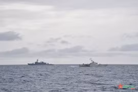 Vietnamese, Thai navies conduct 44th joint patrol
