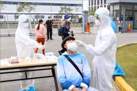 Hai Duong hastens testing, disinfectant spraying 