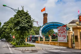 Hanoi allows resumption of some services from September 21