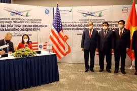 President witnesses deal signing between Bamboo Airways and General Electric 