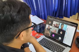 HCM City to reopen schools for in-person learning next year